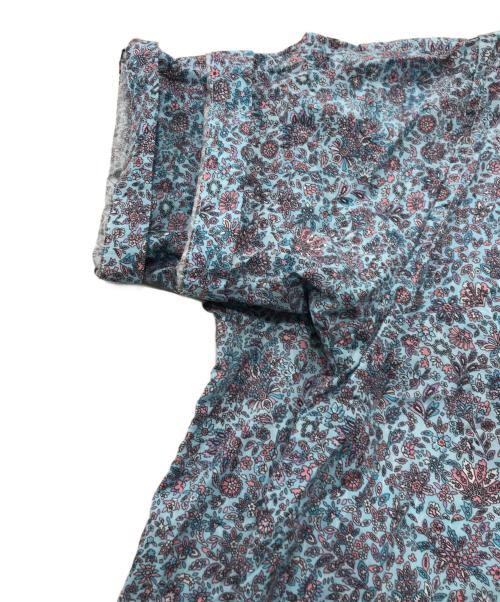 Engineered Garments（エンジニアドガーメンツ）Engineered Garments (エンジニアードガーメンツ) フローラルプリントPOシャツ ブルー サイズ:Mの古着・服飾アイテム