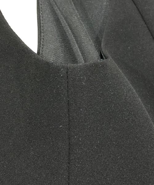 FOXEY NEWYORK（フォクシーニューヨーク）FOXEY NEWYORK (フォクシーニューヨーク) ノースリーブワンピース ブラック サイズ:38の古着・服飾アイテム