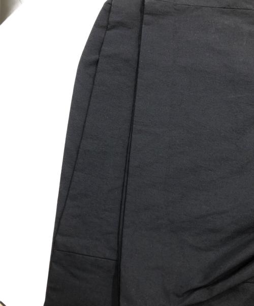 COMME des GARCONS HOMME PLUS（コムデギャルソンオムプリュス）COMME des GARCONS HOMME PLUS (コムデギャルソンオムプリュス) クロップドワイドパンツ ブラック サイズ:Ｌの古着・服飾アイテム