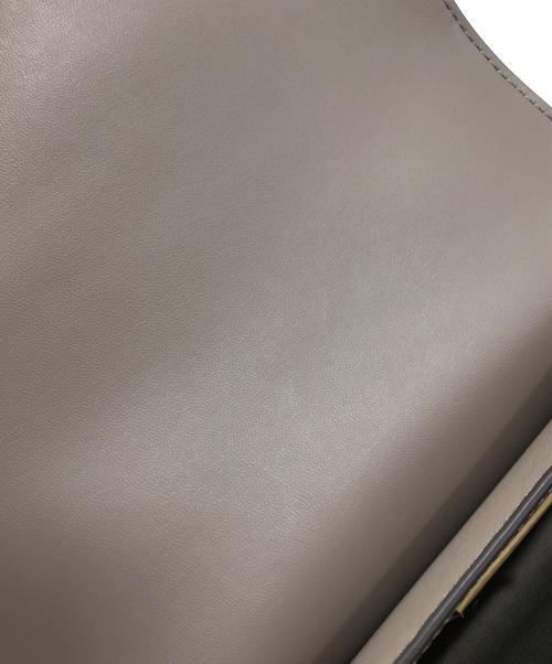 TORY BURCH（トリーバーチ）TORY BURCH (トリーバーチ) ROBINSON SHOULDER BAG ベージュの古着・服飾アイテム