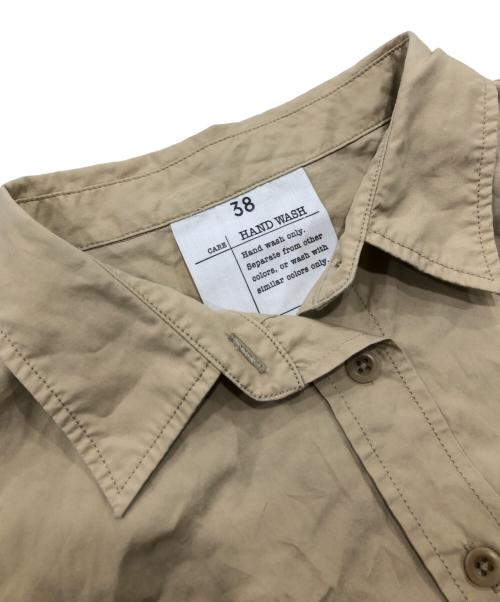 DEUXIEME CLASSE（ドゥーズィエム クラス）DEUXIEME CLASSE (ドゥーズィエム クラス) ロングスリーブシャツ ベージュ サイズ:SIZE 38の古着・服飾アイテム