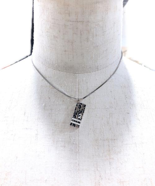 Christian Dior（クリスチャン ディオール）Christian Dior (クリスチャン ディオール) ロゴプレートネックレス シルバーの古着・服飾アイテム