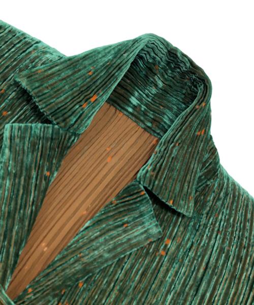 ISSEY MIYAKE FETE（イッセイミヤケフェット）ISSEY MIYAKE FETE (イッセイミヤケフェット) プリーツテーラードジャケット ベージュ×グリーン サイズ:03の古着・服飾アイテム