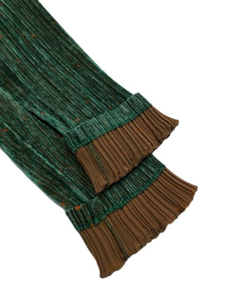 ISSEY MIYAKE FETE（イッセイミヤケフェット）ISSEY MIYAKE FETE (イッセイミヤケフェット) プリーツテーラードジャケット ベージュ×グリーン サイズ:03の古着・服飾アイテム