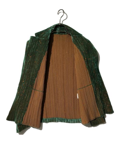 ISSEY MIYAKE FETE（イッセイミヤケフェット）ISSEY MIYAKE FETE (イッセイミヤケフェット) プリーツテーラードジャケット ベージュ×グリーン サイズ:03の古着・服飾アイテム