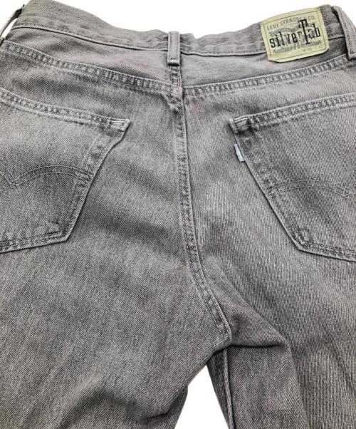 LEVI'S（リーバイス）LEVI'S (リーバイス) デニムパンツ ブラック サイズ:30×32の古着・服飾アイテム