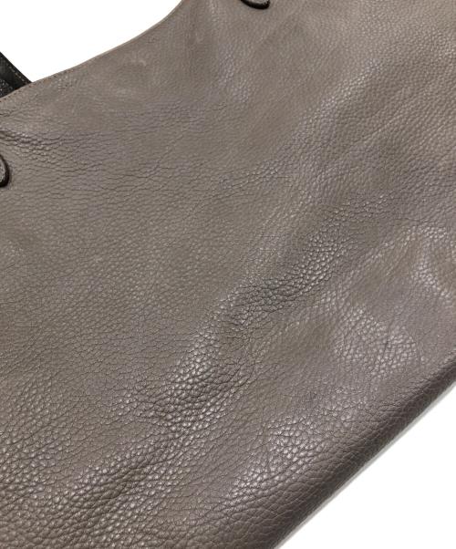 Felisi（フェリージ）Felisi (フェリージ) レザートートバッグ グレーの古着・服飾アイテム