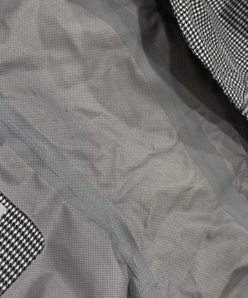 Columbia（コロンビア）Columbia (コロンビア) マウンテンパーカー ホワイト×ブラック サイズ:XLの古着・服飾アイテム