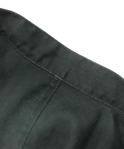 HOMME PLISSE ISSEY MIYAKE（オム プリッセ イッセイ ミヤケ）HOMME PLISSE ISSEY MIYAKE (オム プリッセ イッセイ ミヤケ) リネンブレンドSSシャツ オリーブ サイズ:3の古着・服飾アイテム