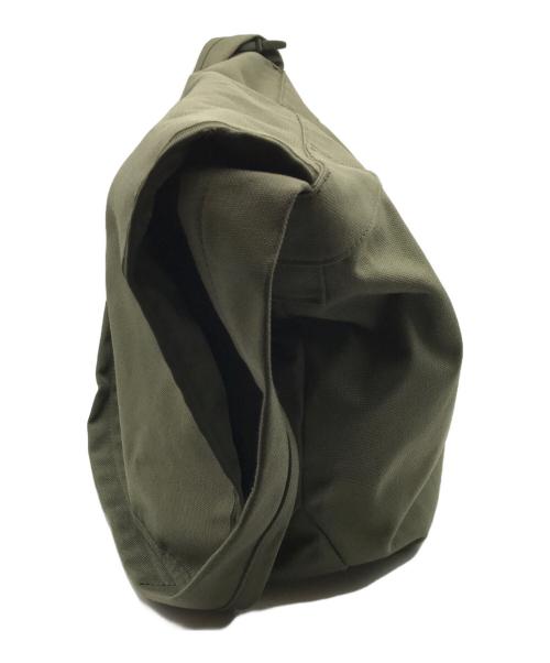 VISVIM（ビズビム）VISVIM (ビズビム) UT.SATCHEL 24Lメッセンジャーバッグ カーキの古着・服飾アイテム