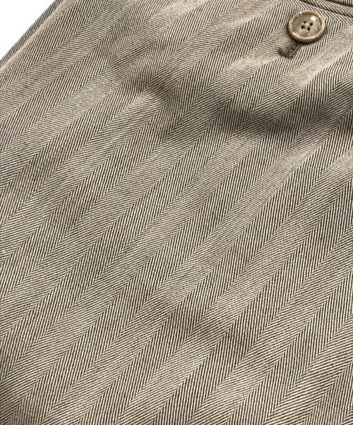 TAGLIATORE（タリアトーレ）TAGLIATORE (タリアトーレ) コットンウールテーパードスラックス ベージュ サイズ:48の古着・服飾アイテム