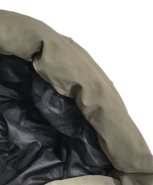 BEAUTY&YOUTH（ビューティーアンドユース）BEAUTY&YOUTH (ビューティーアンドユース) 小松マテーレ” コンビ アライドダウンジャケット カーキ サイズ:Lの古着・服飾アイテム