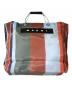 中古・古着 MARNI (マルニ) フラワーカフェメッシュトートバッグ ブルー×レッド：15000円