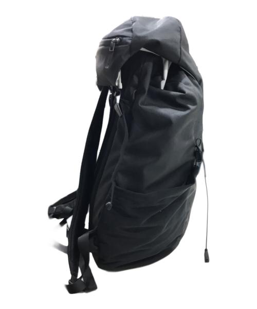 ARC'TERYX（アークテリクス）ARC'TERYX (アークテリクス) マンティス30バックパック ブラックの古着・服飾アイテム