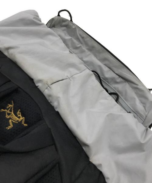 ARC'TERYX（アークテリクス）ARC'TERYX (アークテリクス) マンティス30バックパック ブラックの古着・服飾アイテム