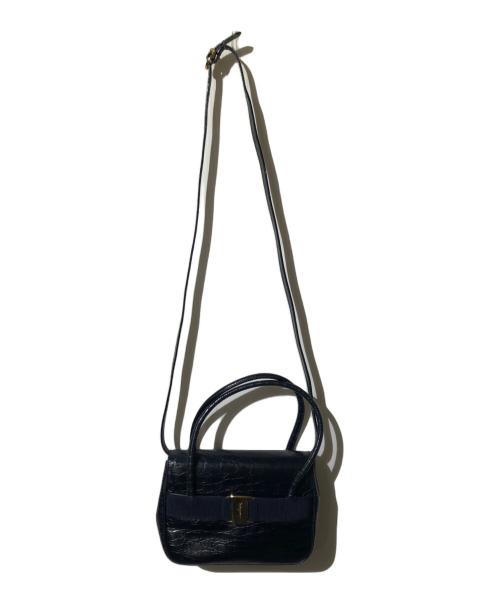 Salvatore Ferragamo（サルヴァトーレ フェラガモ）Salvatore Ferragamo (サルヴァトーレ フェラガモ) ヴァラクロコ型押し2WAYバッグ ネイビーの古着・服飾アイテム