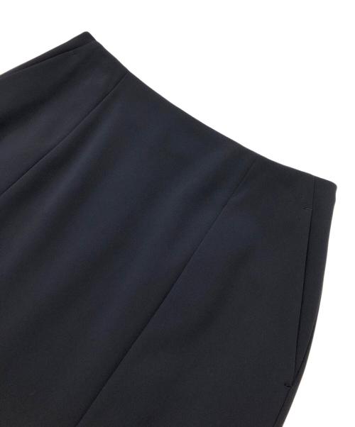 23区（ニジュウサンク）23区 (ニジュウサンク) トリアセダブルジョーゼット スカート ネイビー サイズ:44 未使用品の古着・服飾アイテム