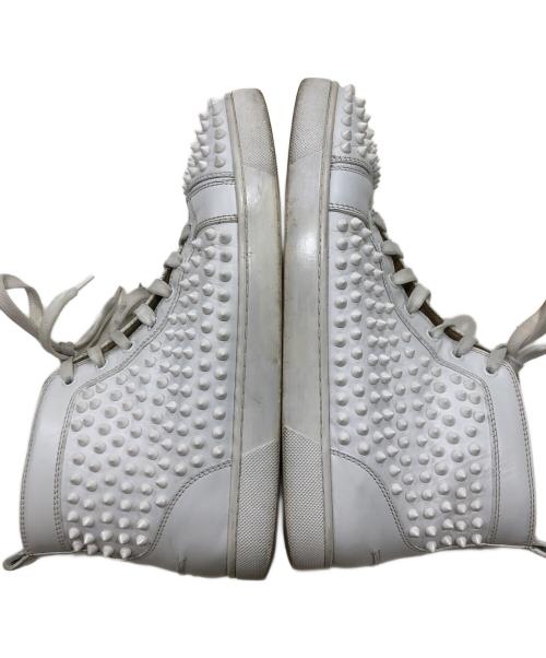 Christian Louboutin（クリスチャン・ルブタン）Christian Louboutin (クリスチャン・ルブタン) louis spikes/ルイスフラット スタッズスニーカー ホワイト サイズ:42½の古着・服飾アイテム