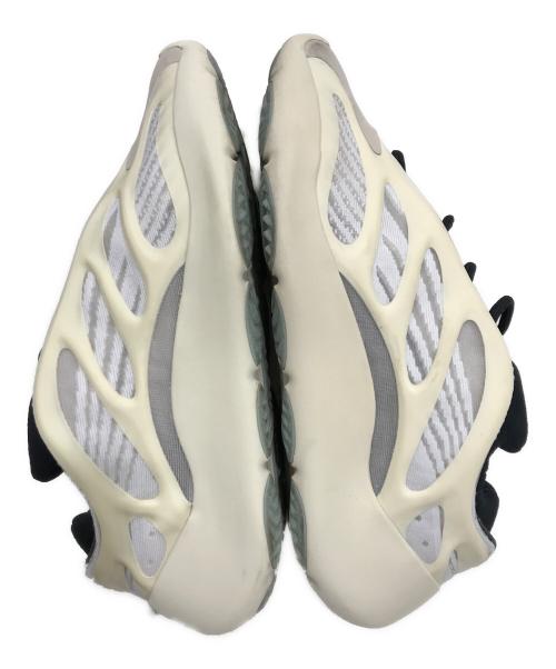 adidas（アディダス）adidas (アディダス) YEEZY BOOST 700 V3(イージーブースト　700　ブイ3) ブラック×アイボリー サイズ:26.5の古着・服飾アイテム