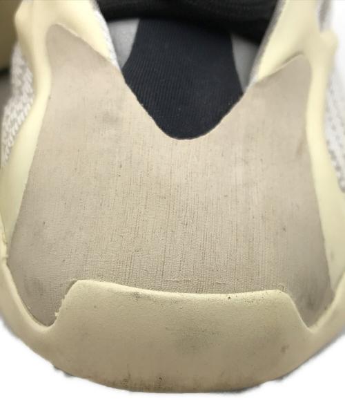 adidas（アディダス）adidas (アディダス) YEEZY BOOST 700 V3(イージーブースト　700　ブイ3) ブラック×アイボリー サイズ:26.5の古着・服飾アイテム