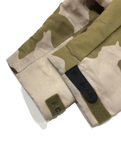 Bristol（ブリストル）Bristol (ブリストル) F.C.R.B. (エフシーレアルブリストル) ツアーマウンテンパーカ アイボリー×オリーブ サイズ:XLの古着・服飾アイテム