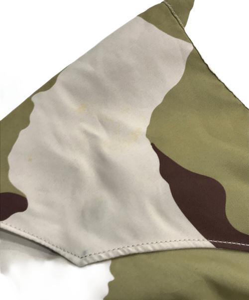 Bristol（ブリストル）Bristol (ブリストル) F.C.R.B. (エフシーレアルブリストル) ツアーマウンテンパーカ アイボリー×オリーブ サイズ:XLの古着・服飾アイテム