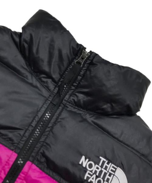 THE NORTH FACE（ザ ノース フェイス）THE NORTH FACE (ザ ノース フェイス) W NUPTSE SHORT JACKET ブラック×ショッキングピンク サイズ:XSの古着・服飾アイテム