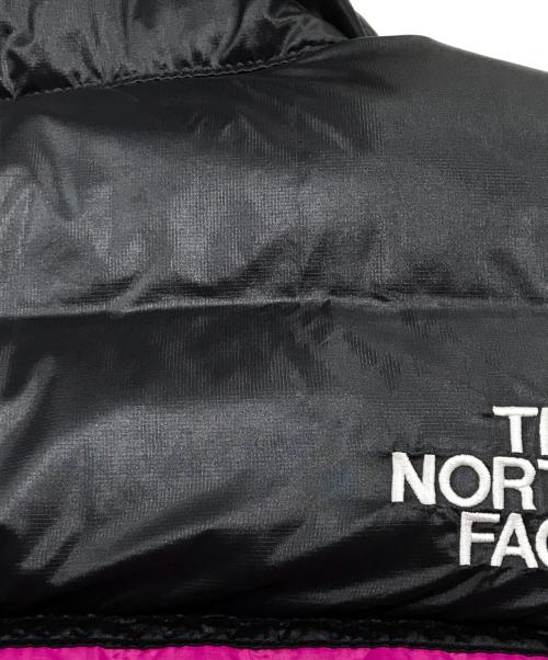 THE NORTH FACE（ザ ノース フェイス）THE NORTH FACE (ザ ノース フェイス) W NUPTSE SHORT JACKET ブラック×ショッキングピンク サイズ:XSの古着・服飾アイテム