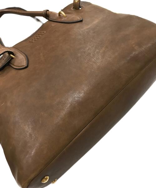 MIU MIU（ミュウミュウ）MIU MIU (ミュウミュウ) アバンチュールレザートートバッグ ブラウンの古着・服飾アイテム