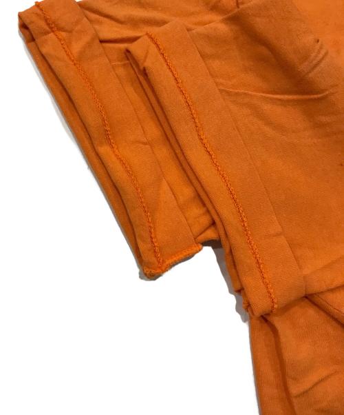 stussy（ステューシー）stussy (ステューシー) ロゴプリントTシャツ オレンジ サイズ:Mの古着・服飾アイテム