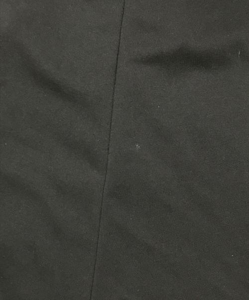 CABAN（キャバン）CABAN (キャバン) キュプラポリエステルスムース Vネックワンピース ブラック サイズ:FREEの古着・服飾アイテム