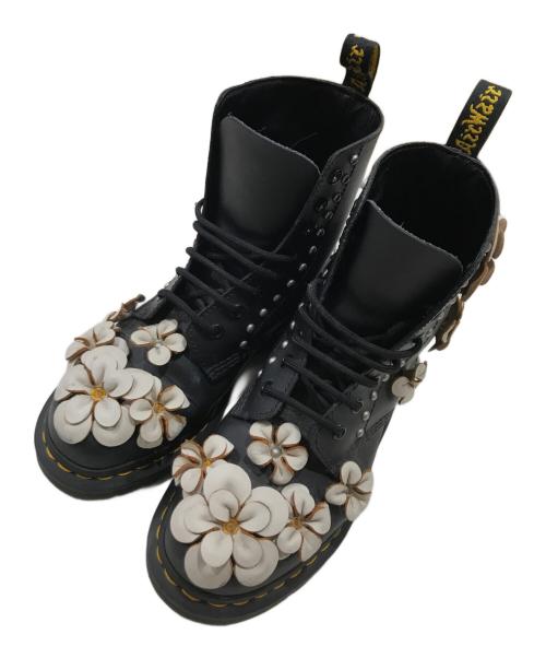 Dr.Martens（ドクターマーチン）Dr.Martens (ドクターマーチン) フラーワーアップリケ8ホールブーツ ブラック サイズ:UK5の古着・服飾アイテム