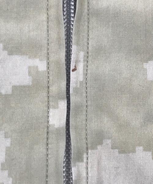 UNDERCOVER（アンダーカバー）UNDERCOVER (アンダーカバー) ジップシャツ ベージュ サイズ:Mの古着・服飾アイテム