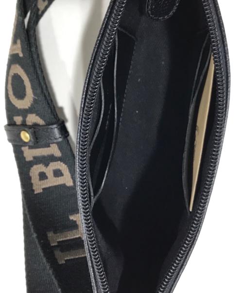 IL BISONTE（イル ビゾンテ）IL BISONTE (イル ビゾンテ) レザーショルダーバッグ ブラックの古着・服飾アイテム