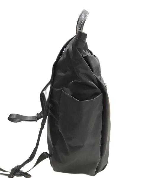 Y'SACCS（イザック）Y'SACCS (イザック) ２WAYリュック ブラックの古着・服飾アイテム