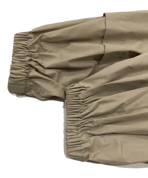 BALLSEY（ボールジィ）BALLSEY (ボールジィ) ライトタフタ フーデッドショートコート カーキ サイズ:36の古着・服飾アイテム