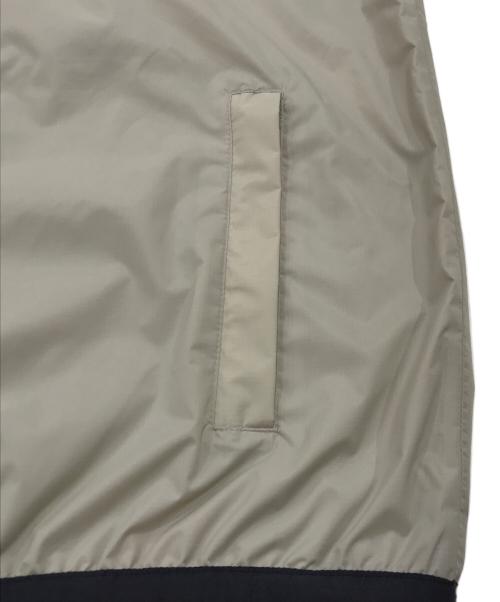 PLAY COMME des GARCONS（プレイコムデギャルソン）PLAY COMME des GARCONS (プレイコムデギャルソン) K-WAY (ケイウェイ) コラボアノラックパーカー ベージュ サイズ:XSの古着・服飾アイテム