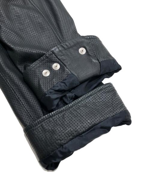OLIVIERI（オリヴィエリ）OLIVIERI (オリヴィエリ) パンチングラムレザージャケット ブラック サイズ:48の古着・服飾アイテム