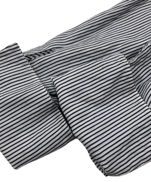 Spick and Span（スピック＆スパン）Spick and Span (スピックアンドスパン) フリルカラーストライプシャツ ホワイト×ネイビー サイズ:FREEの古着・服飾アイテム