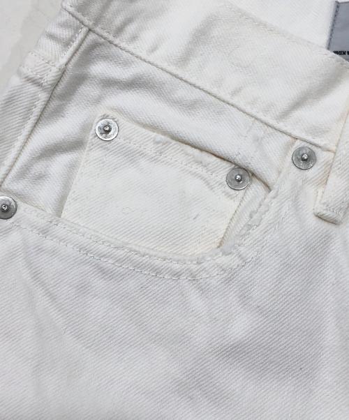 Curensology（カレンソロジー）Curensology (カレンソロジー) ＜&RC＞カーヴィーデニムパンツ アイボリー サイズ:32の古着・服飾アイテム