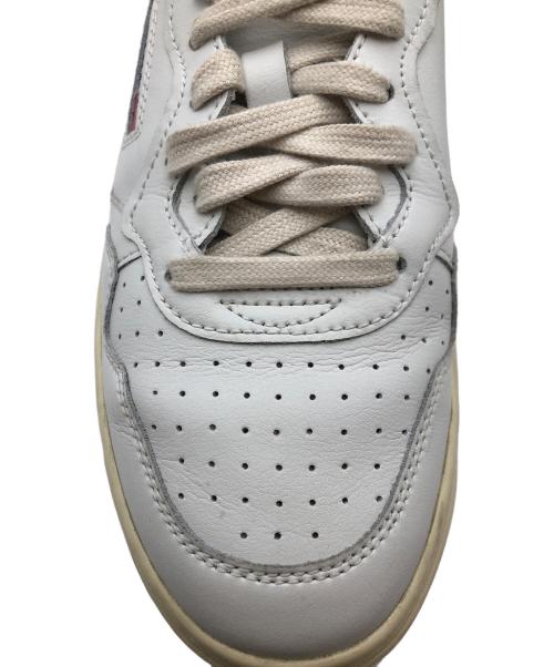 AUTRY（オートリ―）AUTRY (オートリ―) メダリスト/MEDALIST LOW ホワイト サイズ:43の古着・服飾アイテム