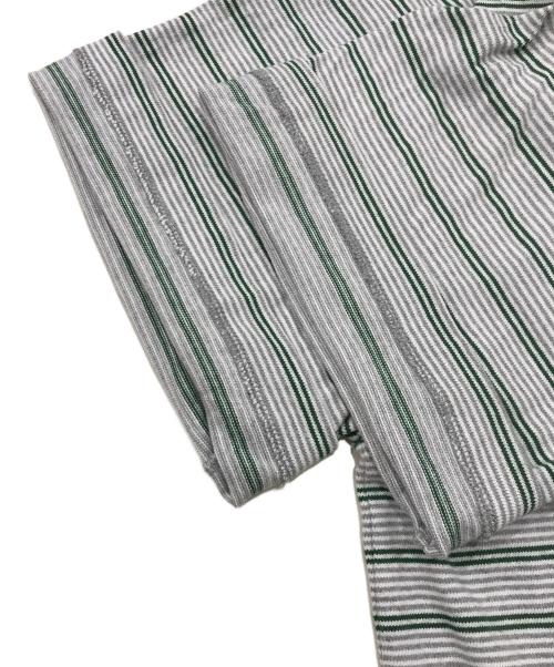 UNIVERSAL PRODUCTS.（ユニバーサルプロダクツ）UNIVERSAL PRODUCTS. (ユニバーサルプロダクツ) MULTI BORDER S/S POLO グレー サイズ:3の古着・服飾アイテム