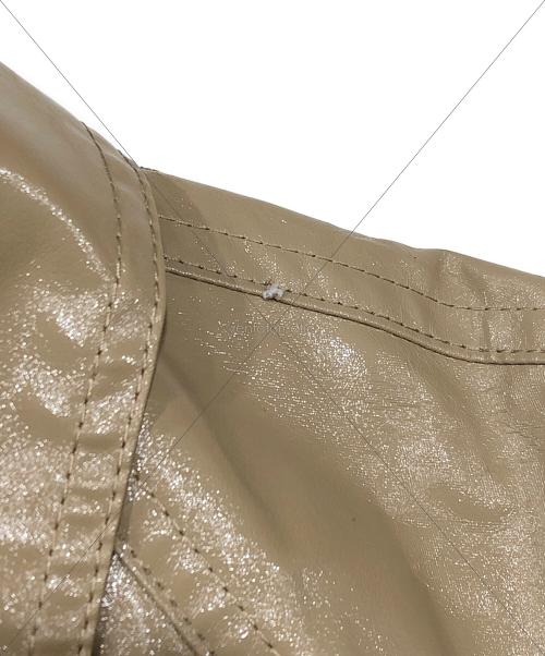 Jean Paul GAULTIER（ジャンポールゴルチェ）Jean Paul GAULTIER (ジャンポールゴルチェ) エナメルトレンチコート ベージュ サイズ:40の古着・服飾アイテム