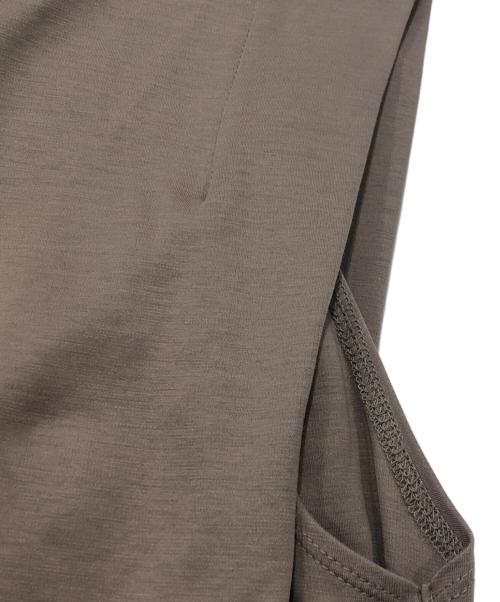 SOEJU（ソージュ）SOEJU (ソージュ) ノースリーブロングフレアワンピース ブラウン サイズ:Lの古着・服飾アイテム