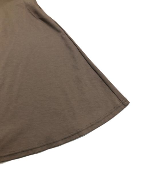 SOEJU（ソージュ）SOEJU (ソージュ) ノースリーブロングフレアワンピース ブラウン サイズ:Lの古着・服飾アイテム