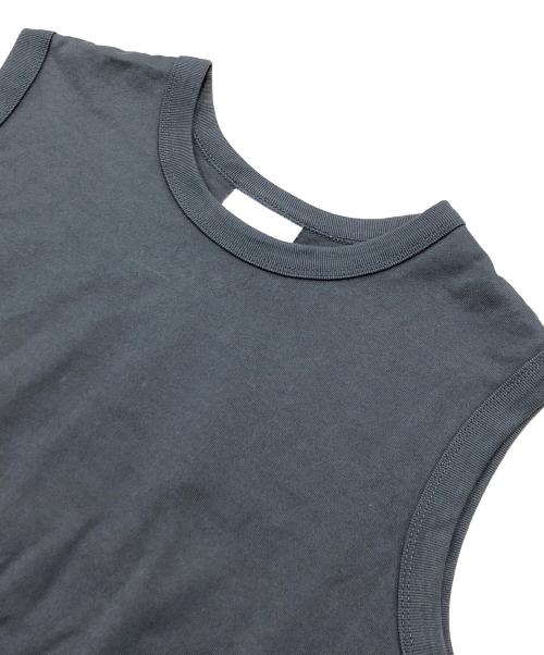 CINOH（チノ）CINOH (チノ) REFINA SLEEVELESS T-SHIRT グレー サイズ:36の古着・服飾アイテム