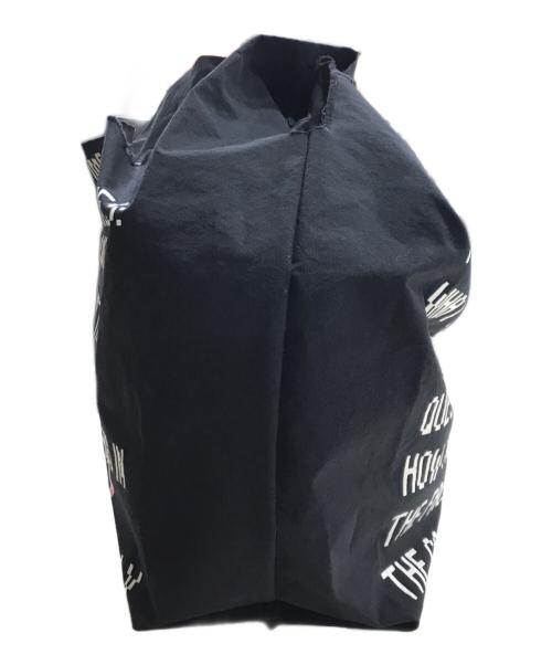 Vivienne Westwood（ヴィヴィアンウエストウッド）Vivienne Westwood (ヴィヴィアンウエストウッド) GAIAプリントトートバッグ ブラックの古着・服飾アイテム