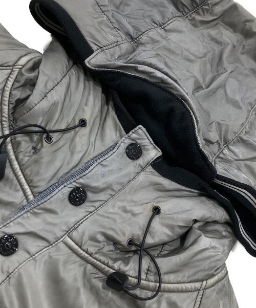 STONE ISLAND（ストーンアイランド）STONE ISLAND (ストーンアイランド) 加工ナイロンジャケット/LIQUID SILK JACKET グレー サイズ:XXXLの古着・服飾アイテム