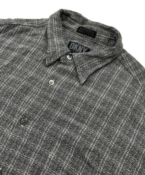 DKNY（ダナキャランニューヨーク）DKNY (ダナキャランニューヨーク) レーヨンシャツ グレー サイズ:Ｌの古着・服飾アイテム