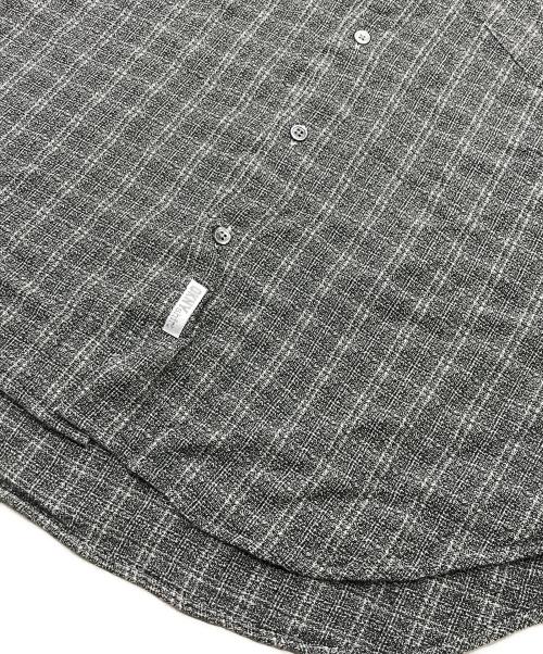 DKNY（ダナキャランニューヨーク）DKNY (ダナキャランニューヨーク) レーヨンシャツ グレー サイズ:Ｌの古着・服飾アイテム